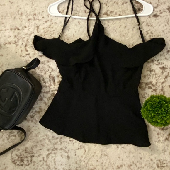 ❤️Black halter blouse with ruffle detail - Picture 6 of 6